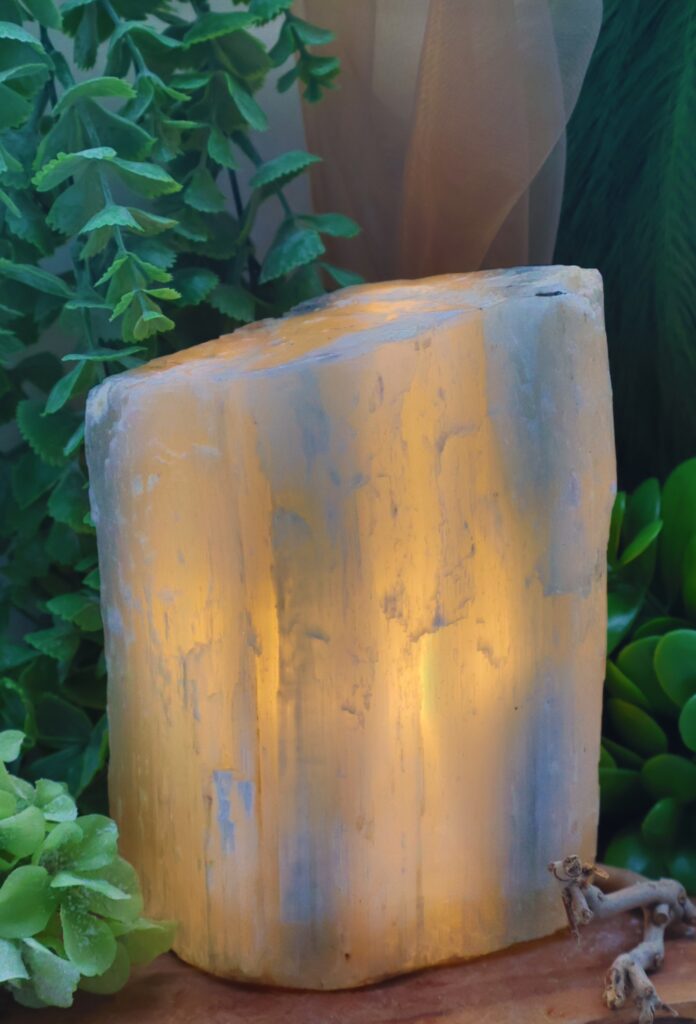 2683a Seleniet lamp Stones of nature