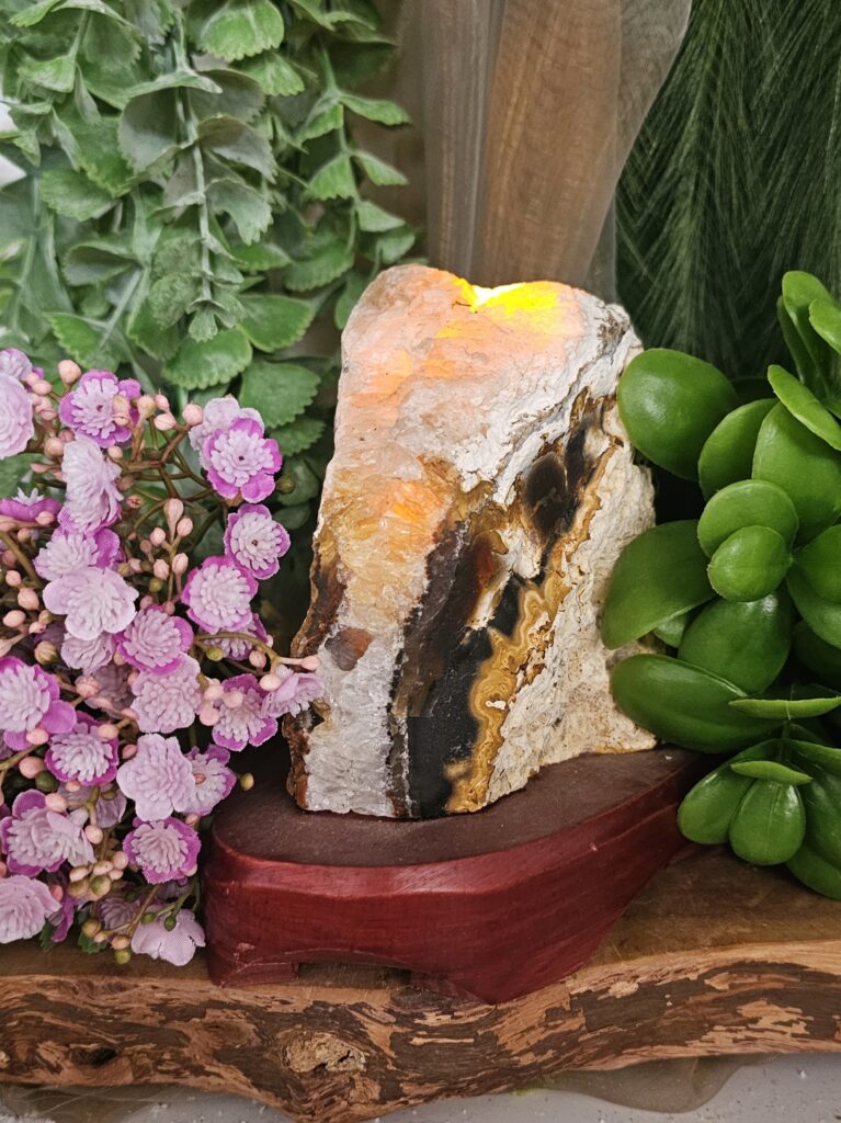 26139d rode agaat lamp Stones of nature