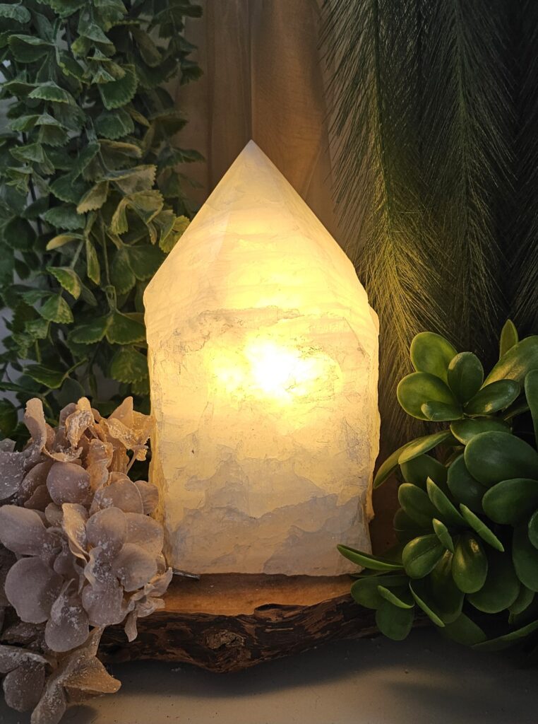 26205a bergkristal lamp gep punt Stones of nature