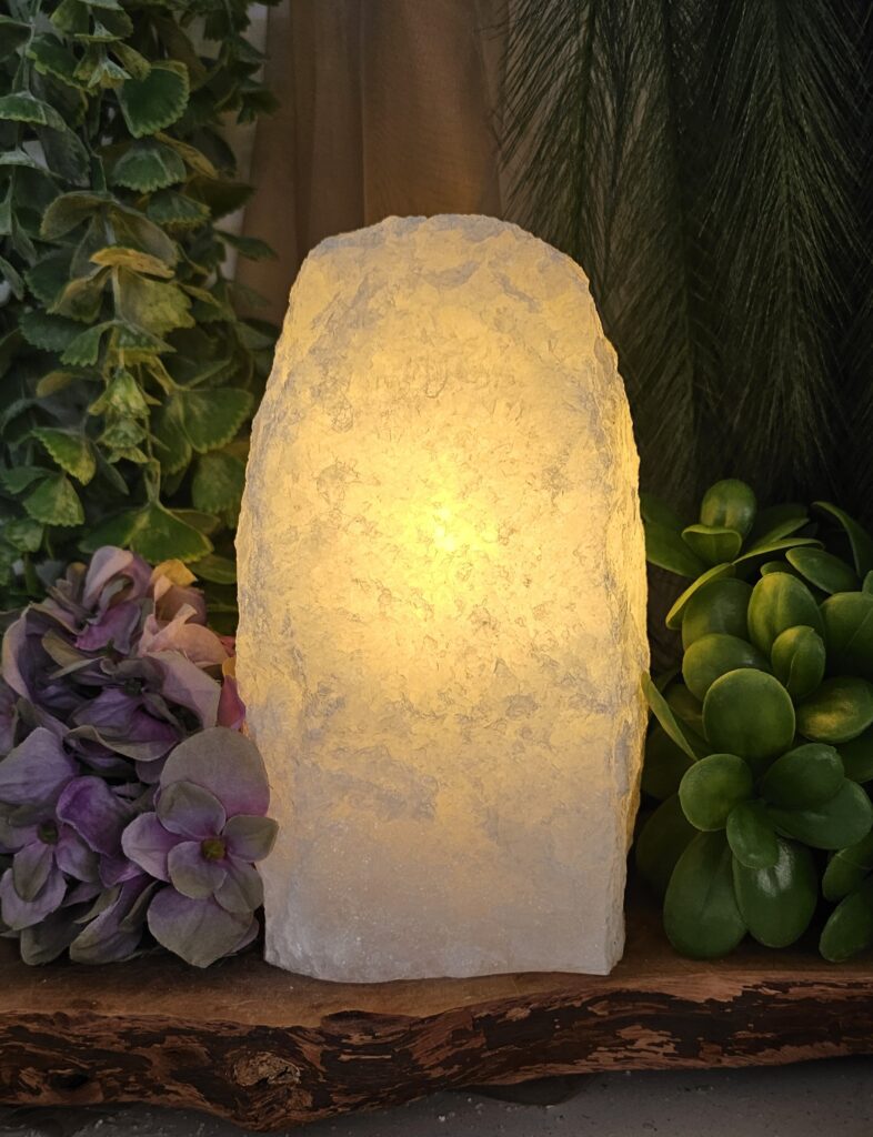 26214a bergkristal lamp ruw Stones of nature